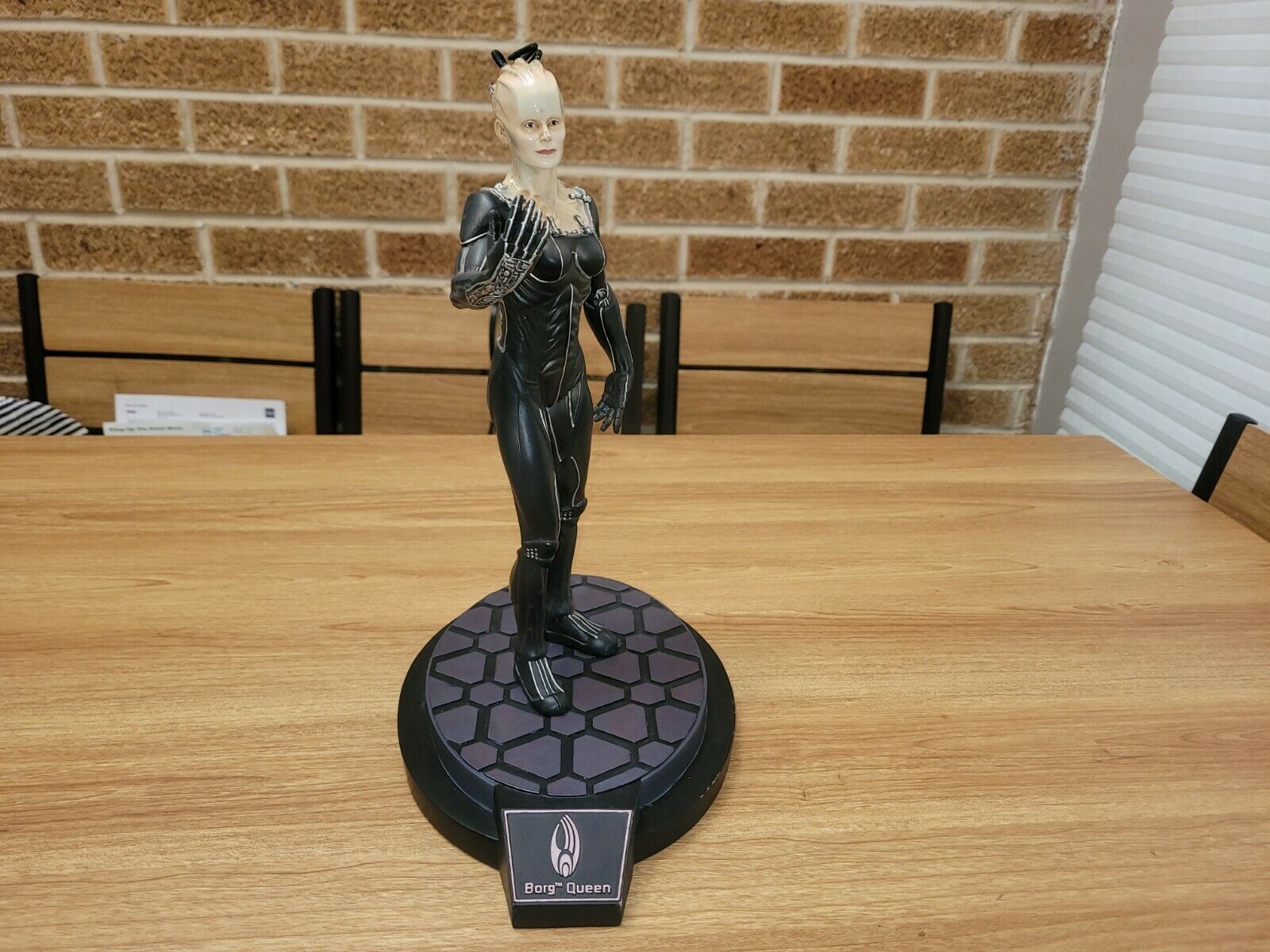 Star Trek Borg Queen Statue Playmates Latinum Edition