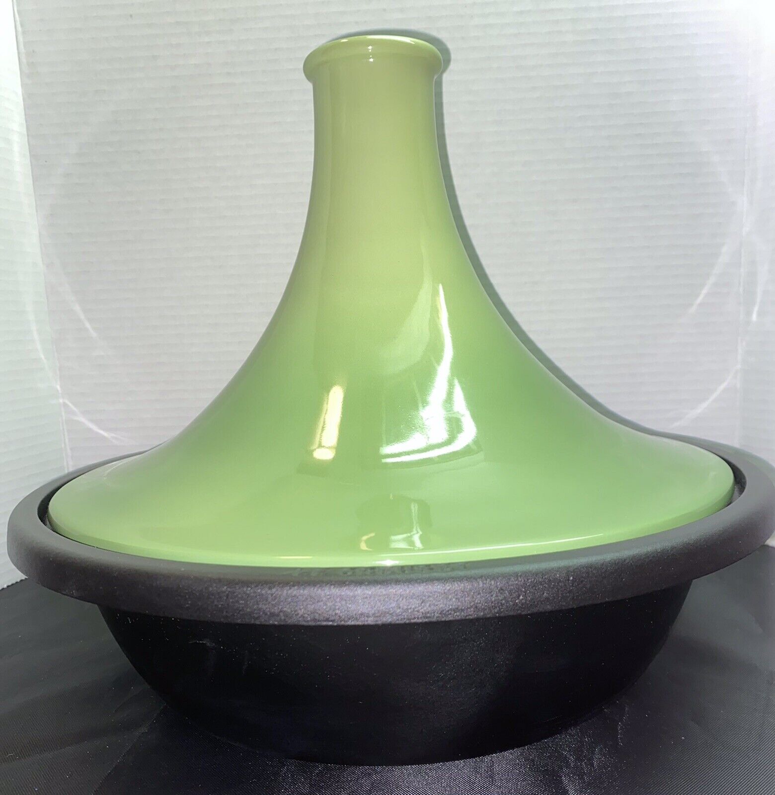 Le Creuset 35 Cm Large Tagine Palm Green Cast Iron/stoneware Top New In Box.